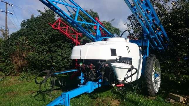 opryskiwacz caruelle 28m 3000l